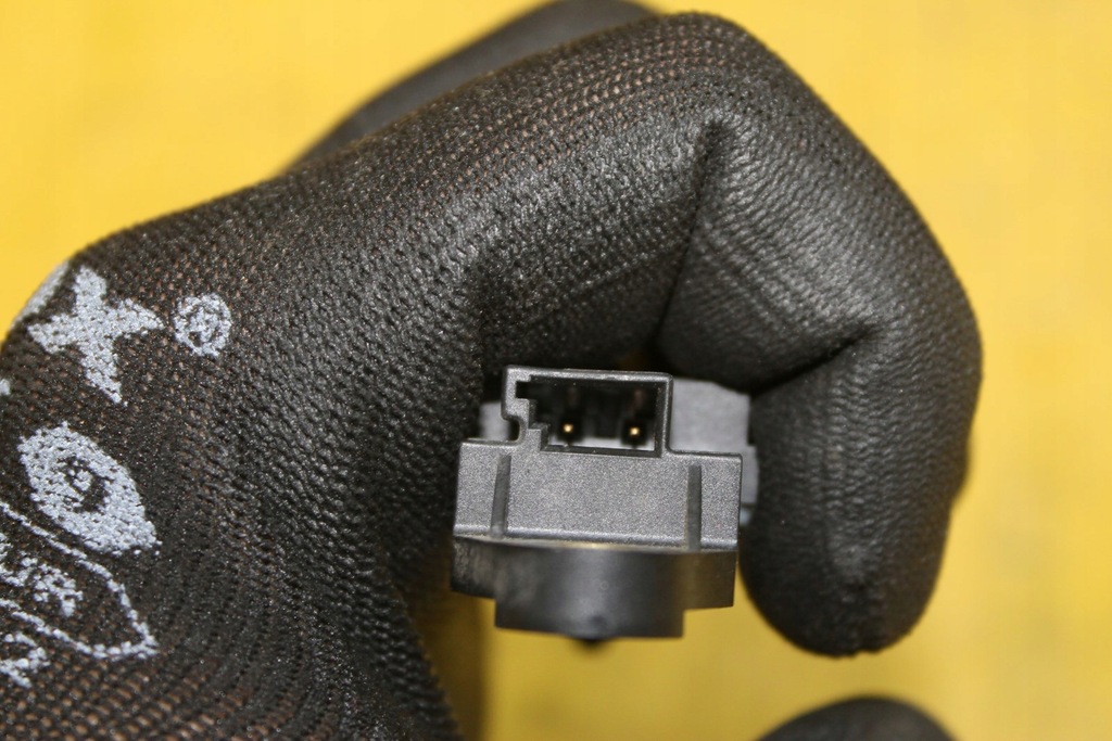 фото №5, Датчик ударный mercedes w211 0018209126