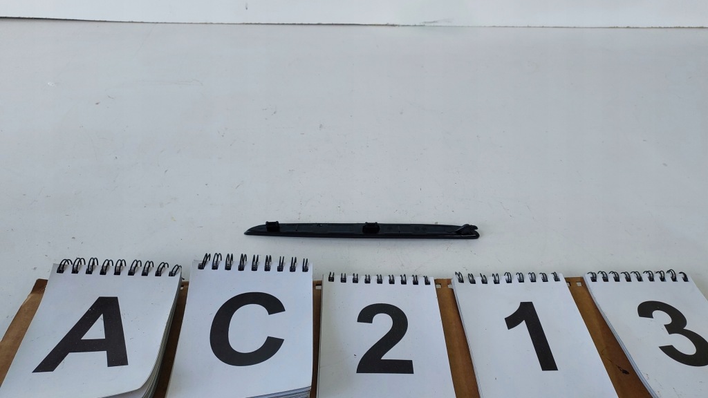 фото №6, Mercedes c-klasa w205 заглушка решётка бампера задняя правая