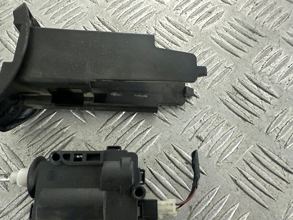 фото №6, Opel signum привод крышка заливной топлива 13158426