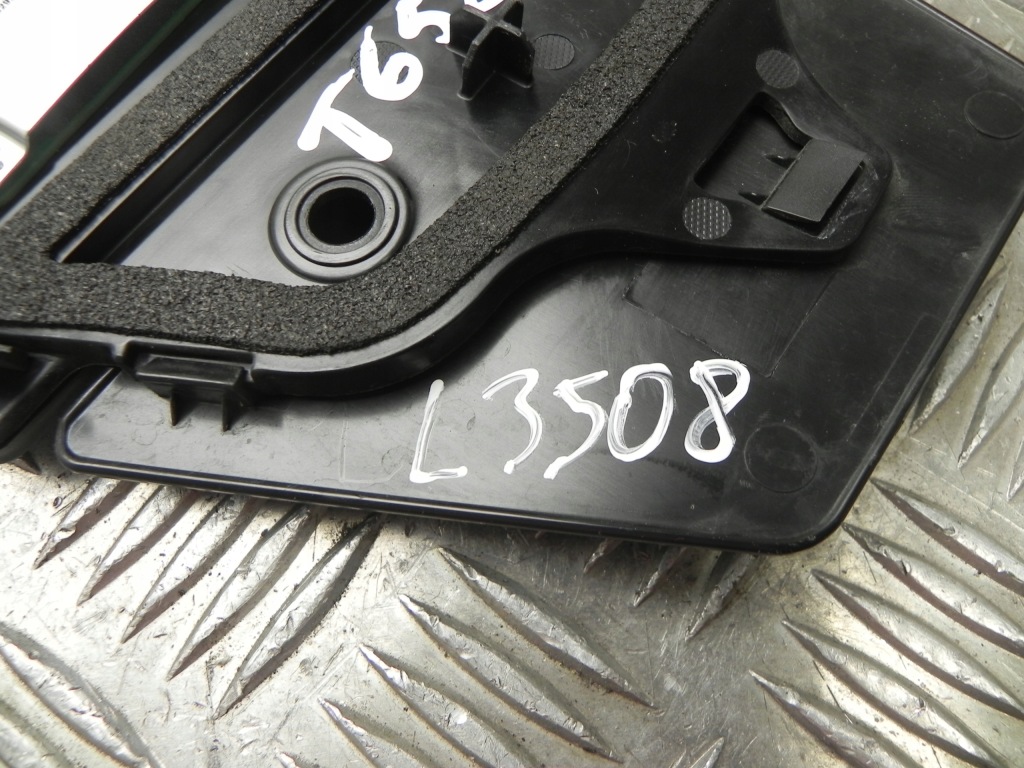 Защита стойка левый перед камера 1100437-00-c 1092978-00-c tesla model 3 в Украине