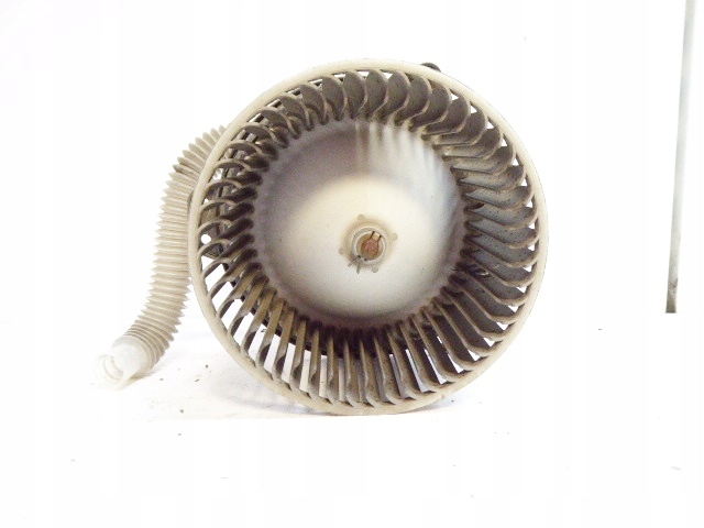 фото №1, Mazda 323 f bj lift 01-03 воздуходувка вентилятор обдув салона