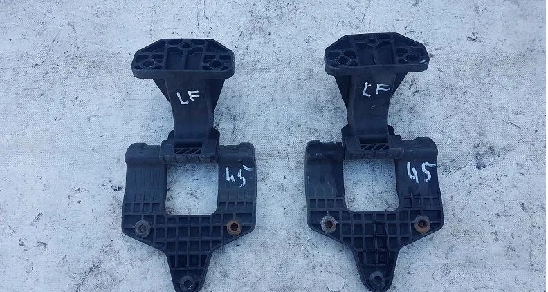 фото №1, Петля петли капот решётка daf 45 55 lf