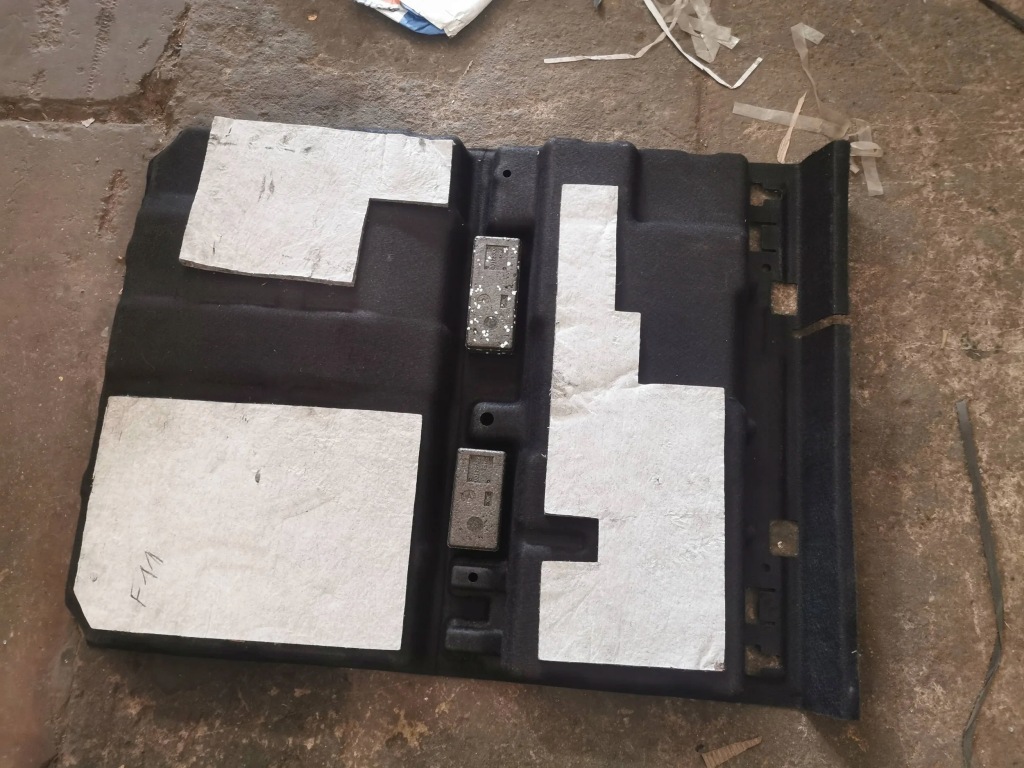 фото №2, Bmw 5 f11 ниша пол коврик багажника 14 r