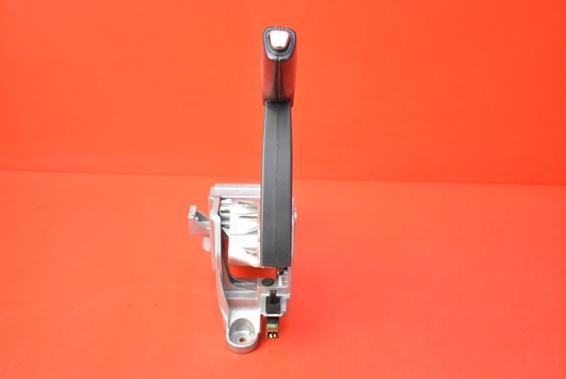 фото №4, Важіль гальма ручного peugeot 308 2 ii 13-21