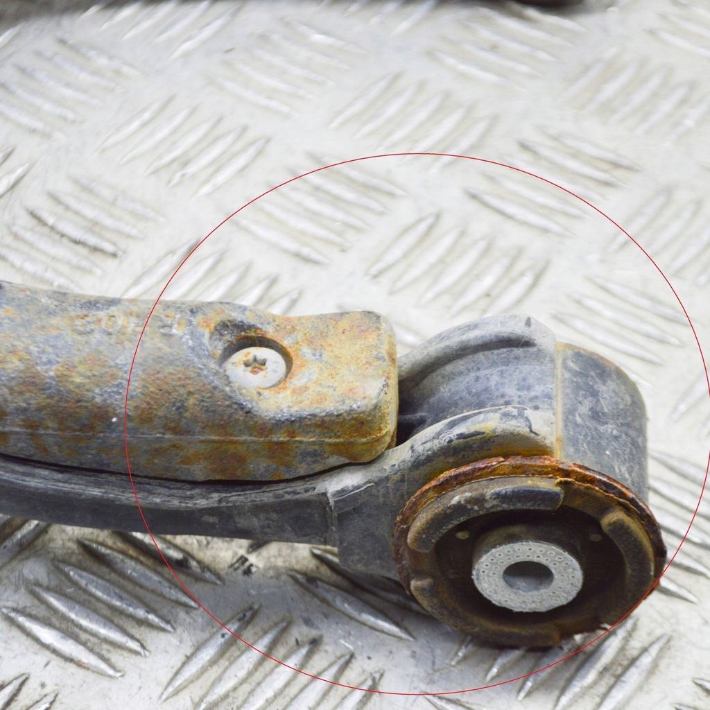 фото №7, Tesla model y 2021 перед сторона права верхній важіль передній