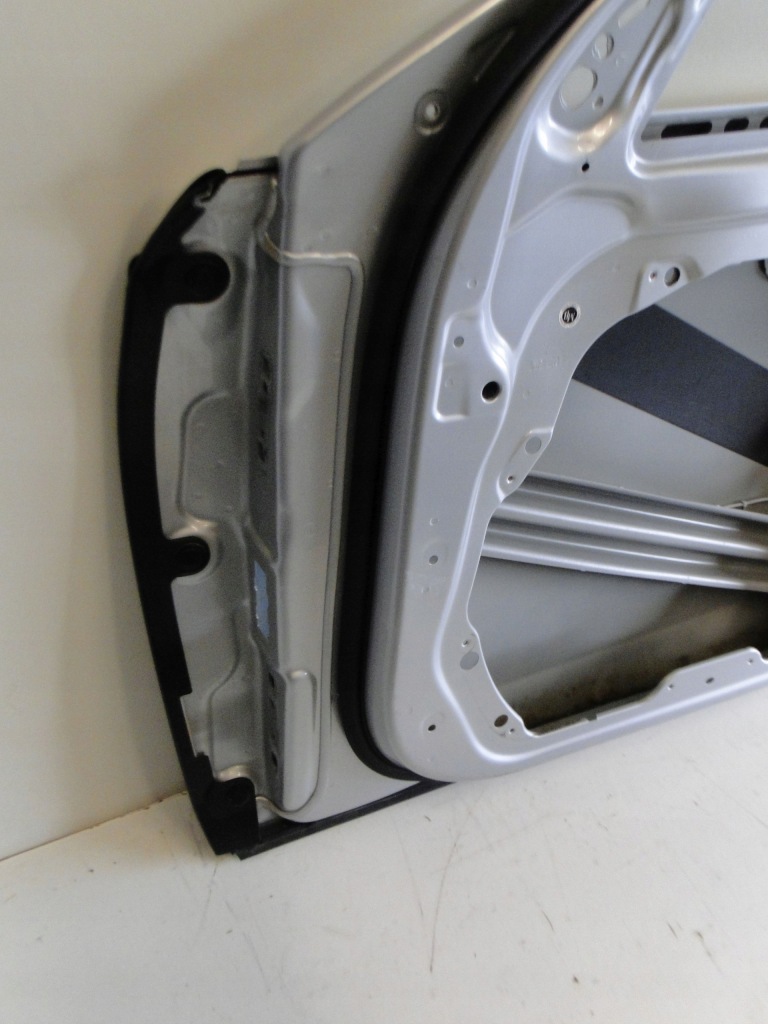 Mercedes двері передні праве a2137200205 e klasa 213 775 Київ