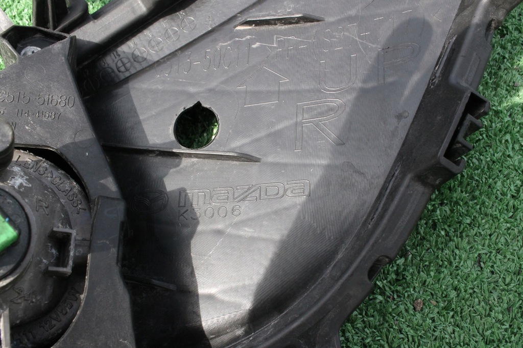 фото №3, Mazda 5 2010- решётка противотуманная фара бампера правый kpl.