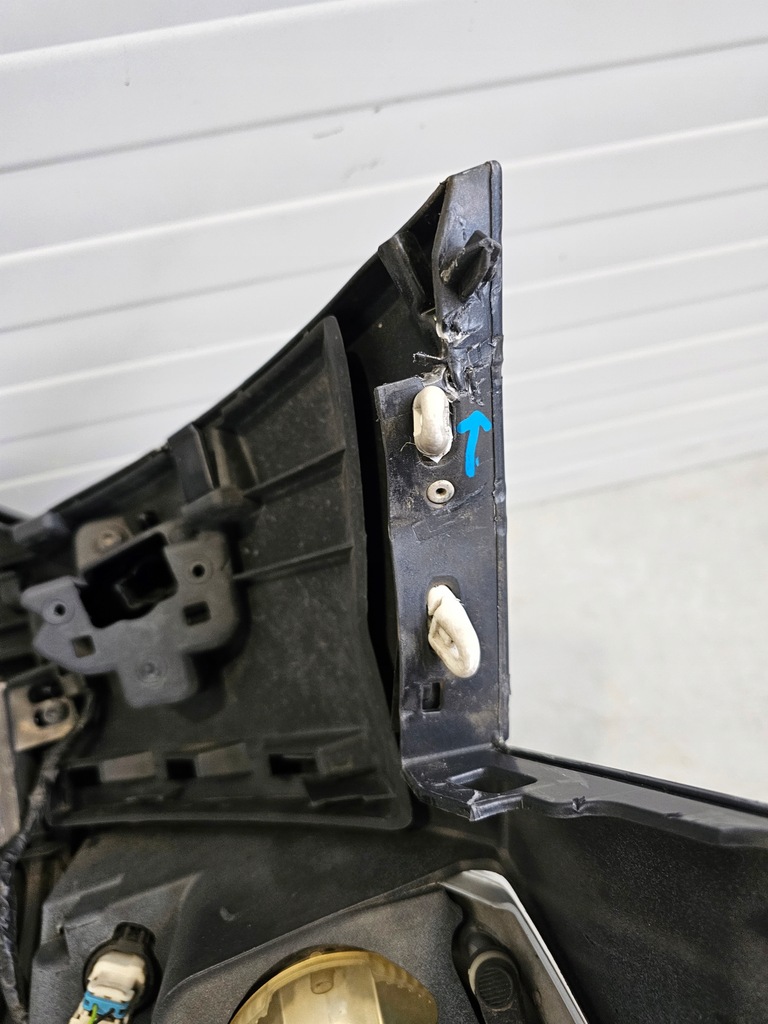 фото №13, Бампер передній перед citroen c5 iii ксенон