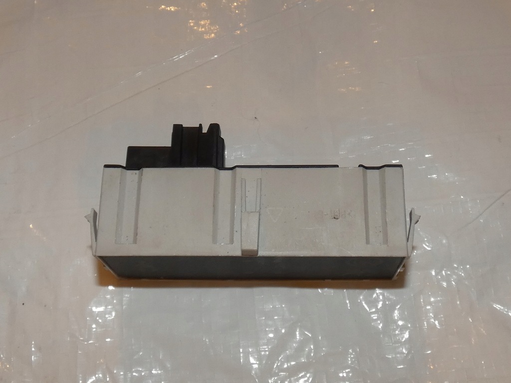 фото №4, Peugeot rcz дисплей замки ремней панель