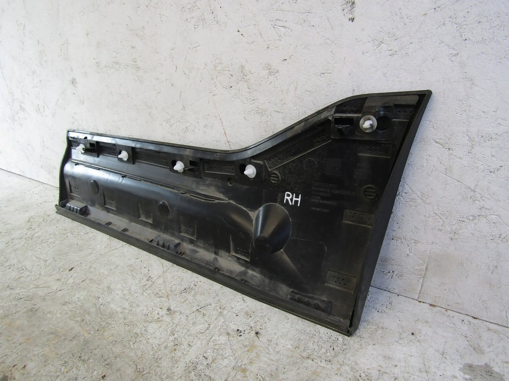 фото №7, Volvo xc40 молдинг дверь правых задняя 17r--