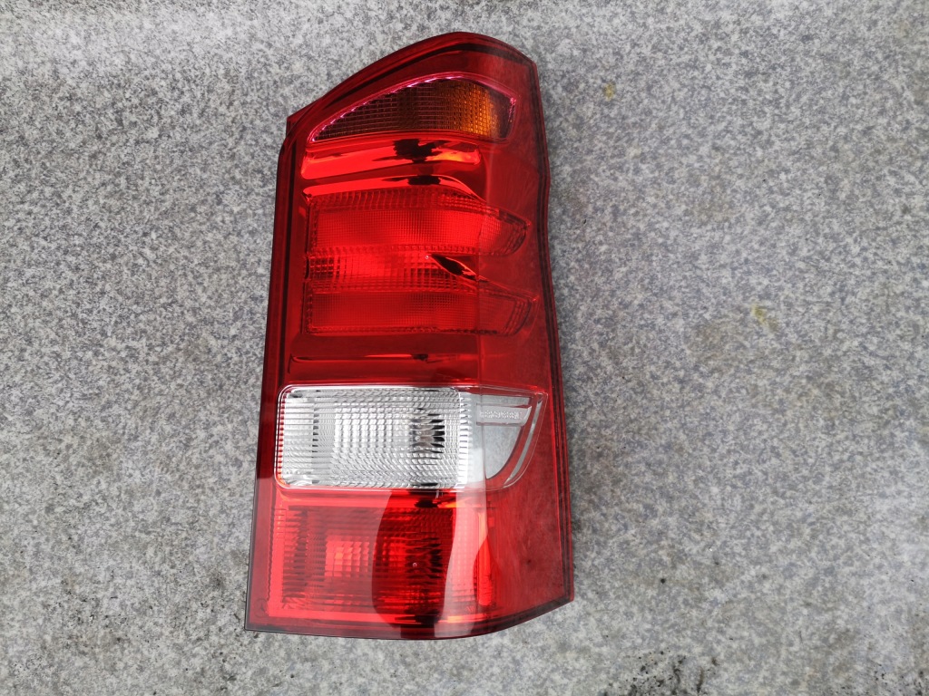 фото №1, Mercedes vito w447 лампа правый задняя