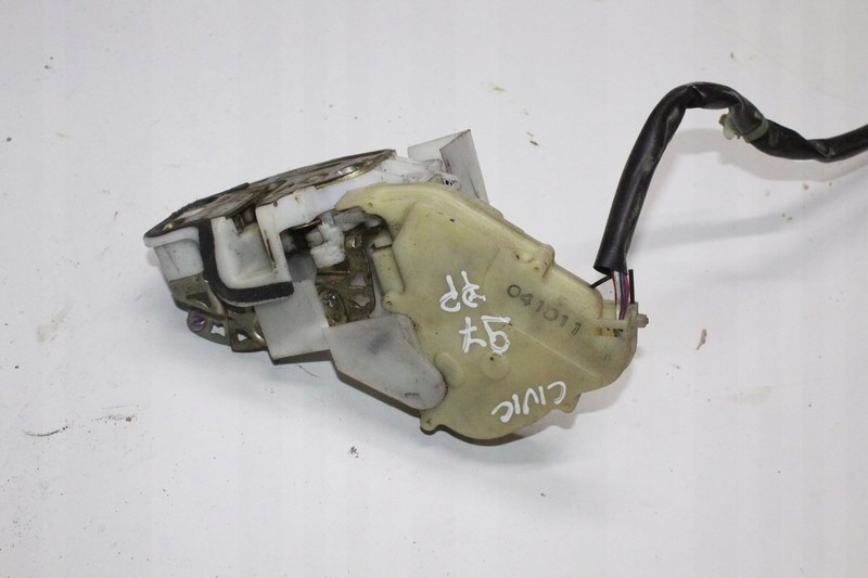 фото №1, Honda civic vii hb 5d замок дверь правый перед 6pin
