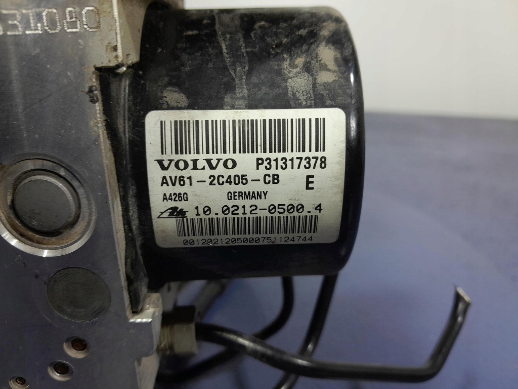 фото №4, Volvo v50 s40 ii lift 1.6d 115 km насос abs 31317378