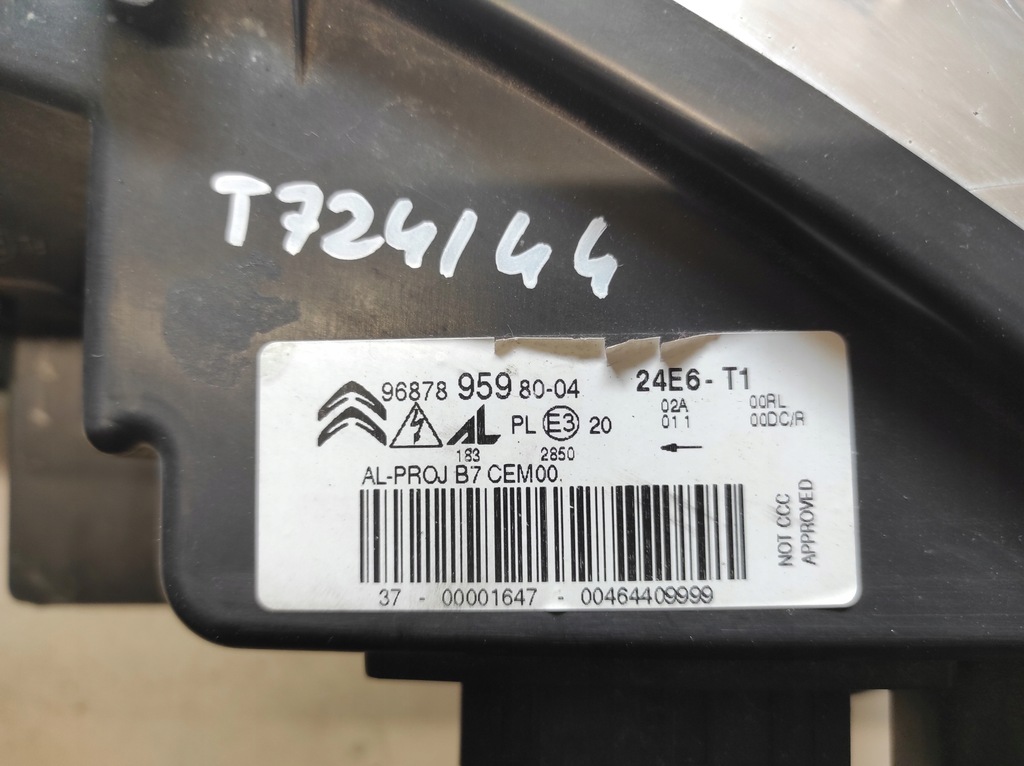 фото №13, Citroen c4 ds4 11- лампа правая перед ксенон 9687895980
