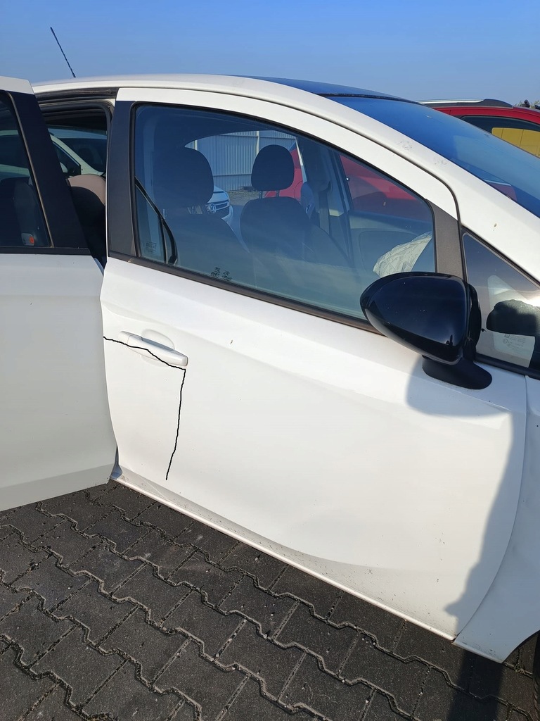 фото №1, Opel corsa e двері праве передні z40r