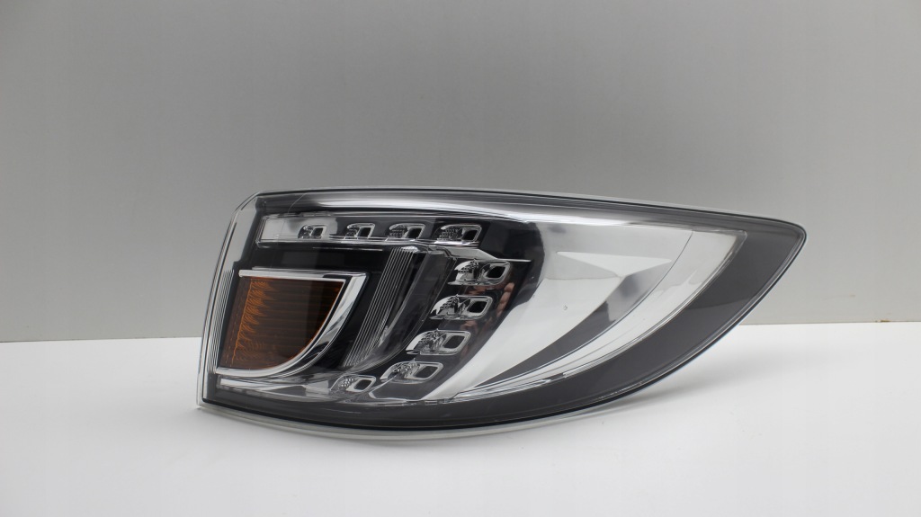 Купить Mazda 6gh универсал рестайлинг  - фара правый  задний led 2010+