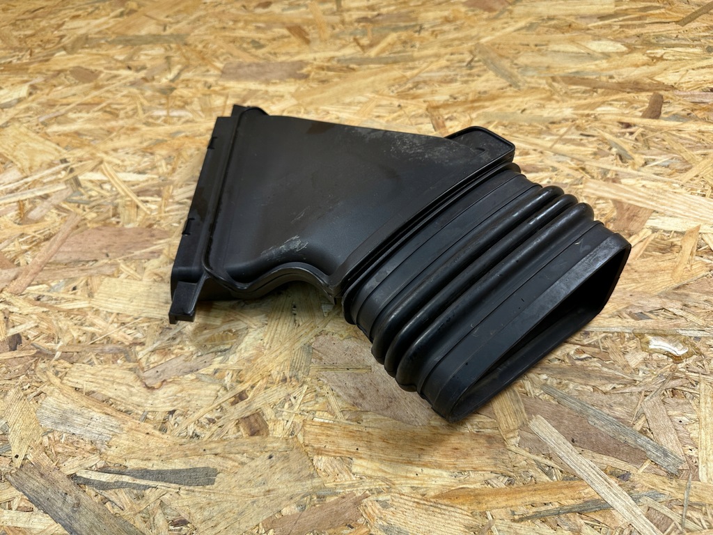 фото №8, Впуск повітрозабірник труба повітря maserati levante 3.0 дизель 670033793