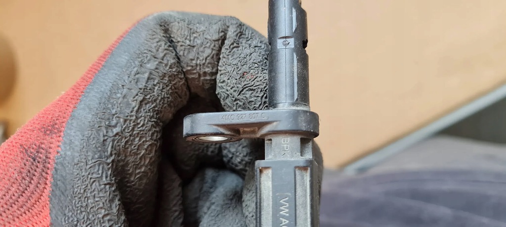 фото №10, A4 b9 8w датчик колеса abs задня 4m0927807c a5 8w vw audi
