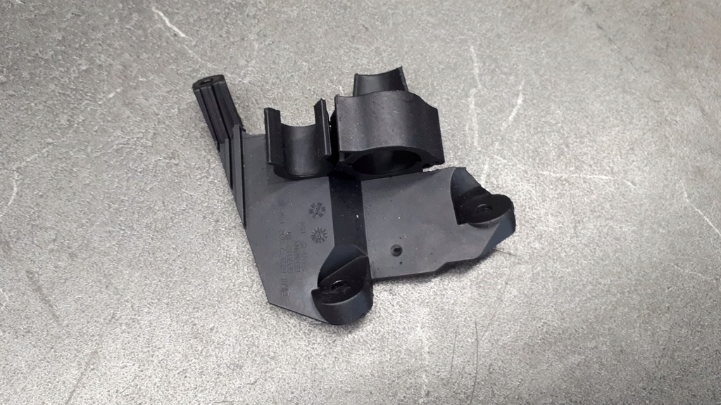 фото №1, 7802192 кронштейн глушителя bmw 1 e81 e87