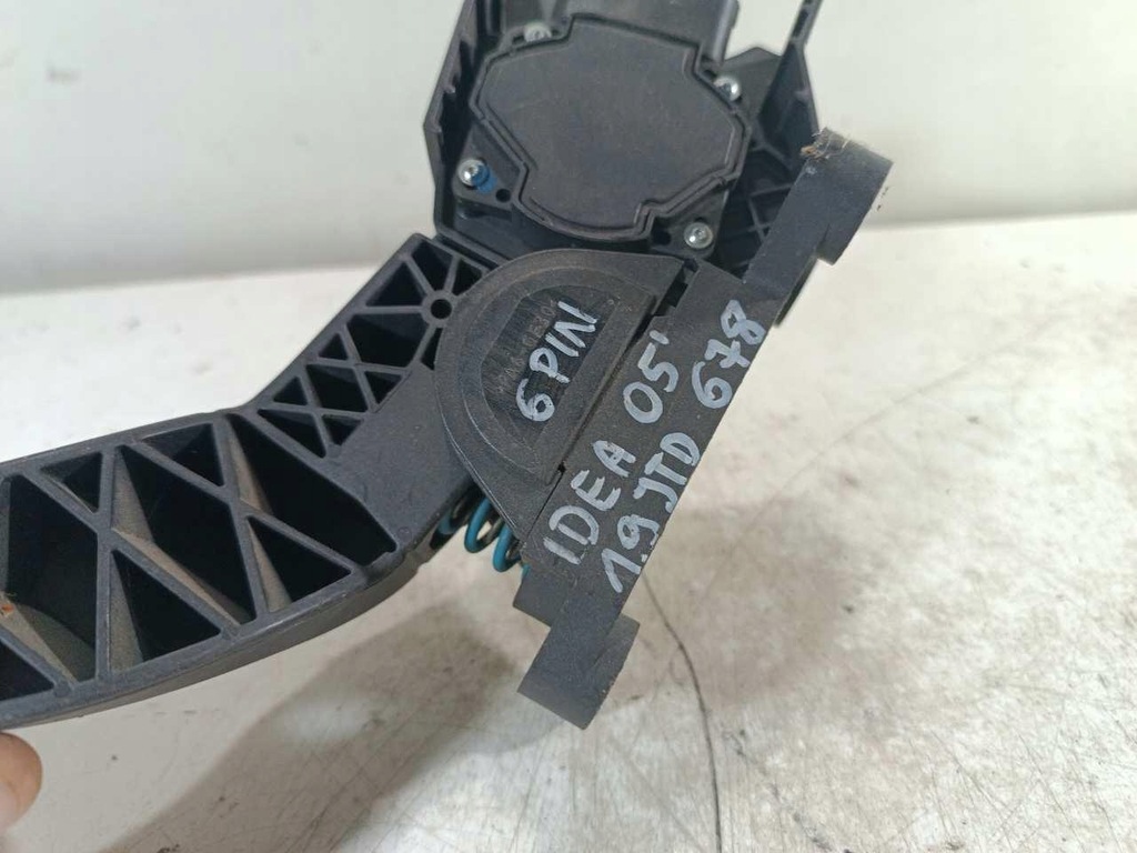 фото №6, Педаль газу потенціометр fiat idea 1.9 jtd 51715557