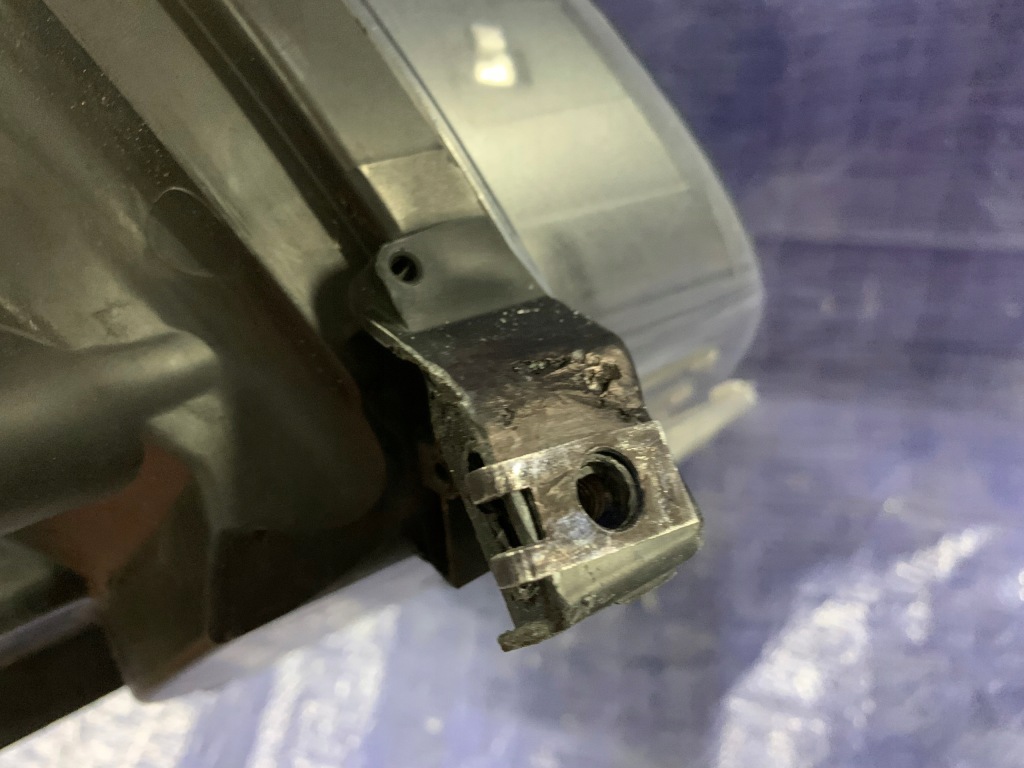 фото №4, Vw amarok 09- правая лампа передняя