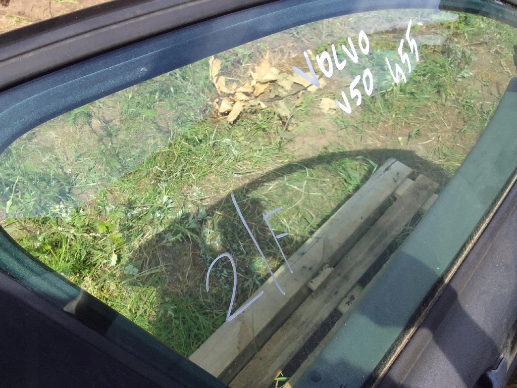 фото №6, Volvo v50 двері правий перед передні