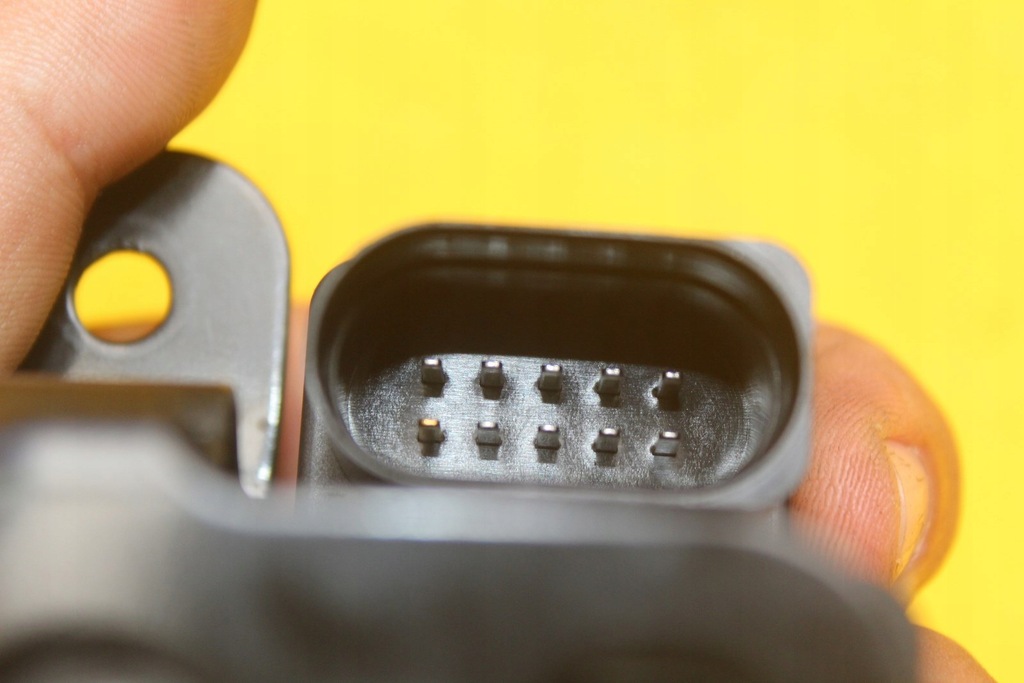 фото №6, Распределитель электроклапан пневматика подвеска vw phaeton 15152400052