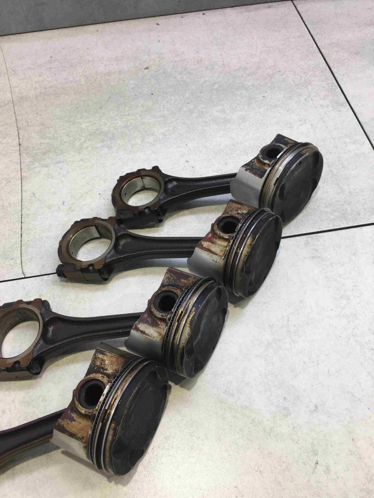 фото №16, Поршень шатун mazda 323 f 1.5 16v