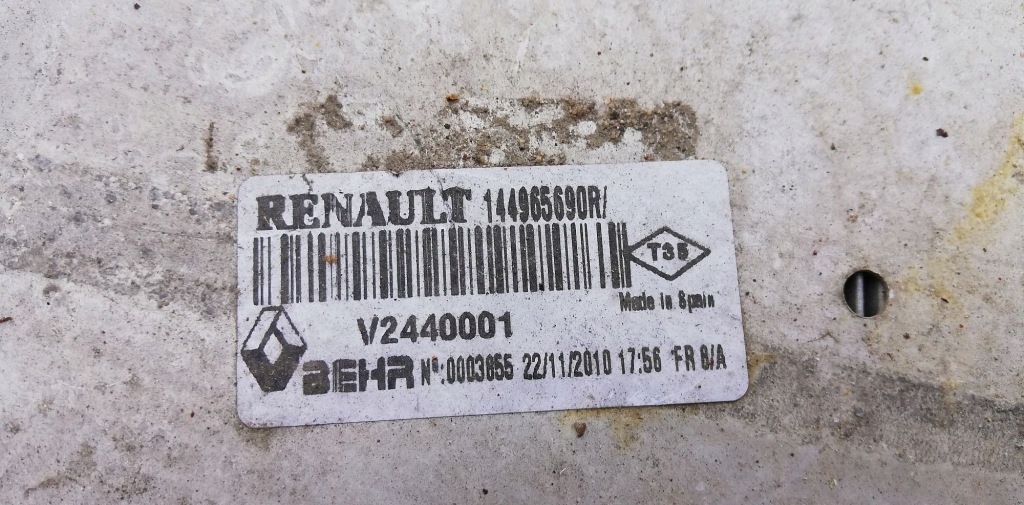 фото №3, Интеркулер renault latitude 2,0 dci jak новый !