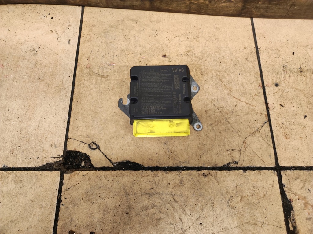 фото №1, Модуль блок управления датчик подушек audi a3 8v