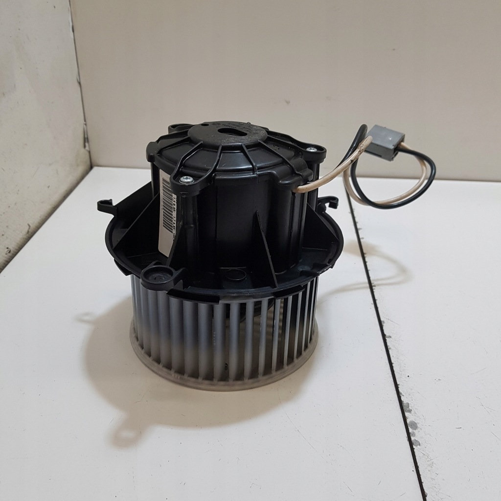 фото №1, Вентилятор обдув opel astra j u7253002