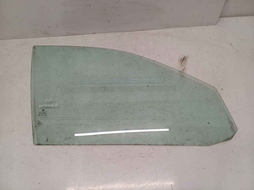 фото №1, Skoda octavia 1 i 96- стекло правая перед ...2