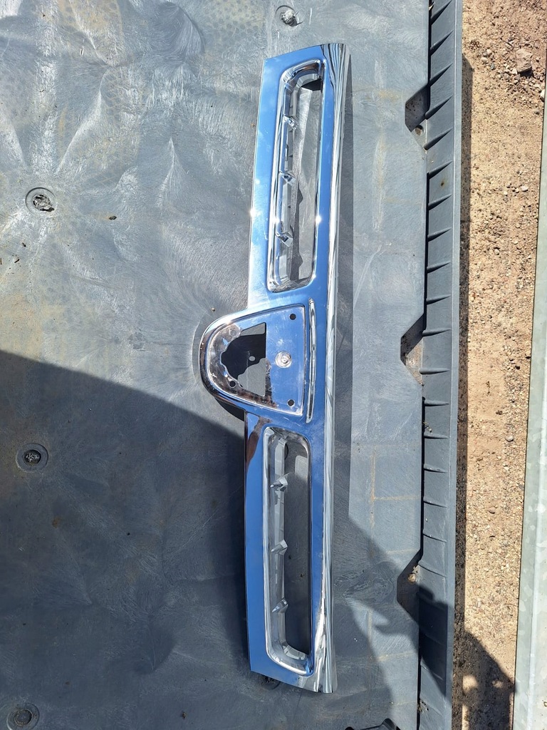 фото №1, Решітка радіатора хром решітка радіатора dacia duster i 2010-17r