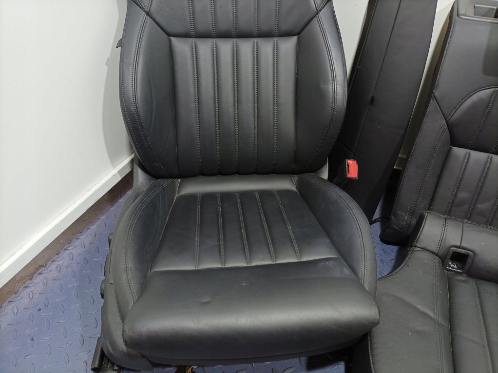 фото №5, Skoda superb iii kombi сиденья заднее сиденье комплект кожа eu