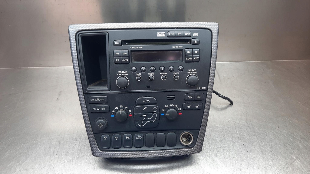 фото №1, Панель средний радио hu-850 панель кондиционера volvo s60 i 2.4 d5 lift