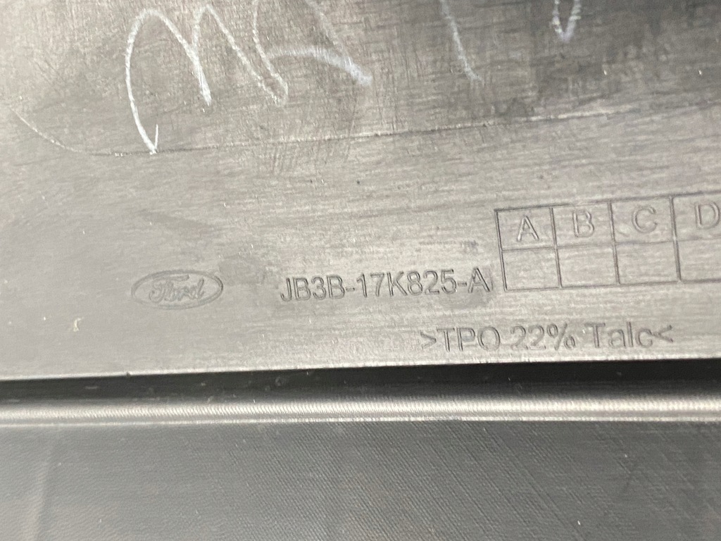 фото №7, Ford ranger 19- уголок бампера правый левый задняя