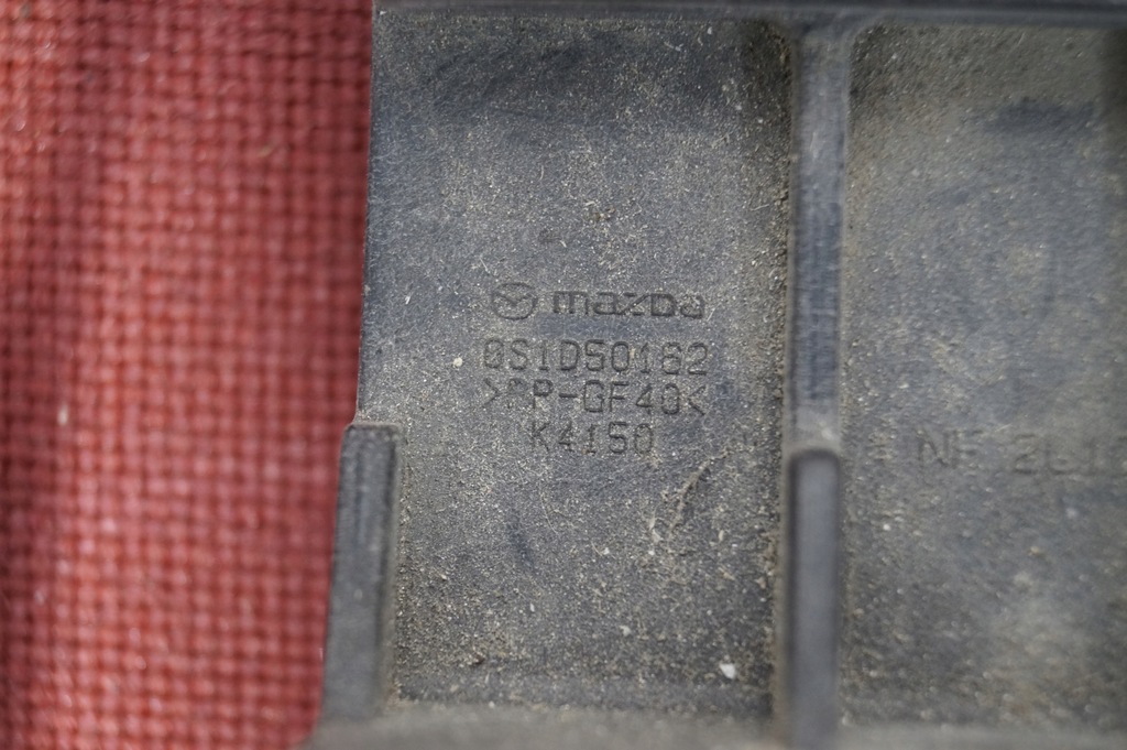 фото №7, Направляющая лампы правый перед mazda 6 gh 08-12r