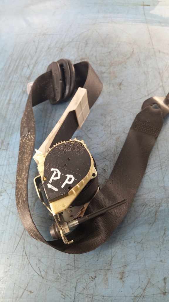 Купить Ремень bezp. правый  перед opel astra g 2.0d 03r