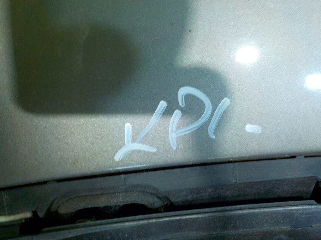 фото №6, Peugeot 208 i 1.4 e-hdi 13r hb 5d крышка багажника задняя комплектная