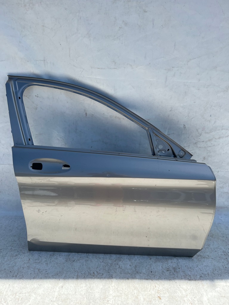 фото №1, Дверь правое mercedes c-klasa w205 перед передние