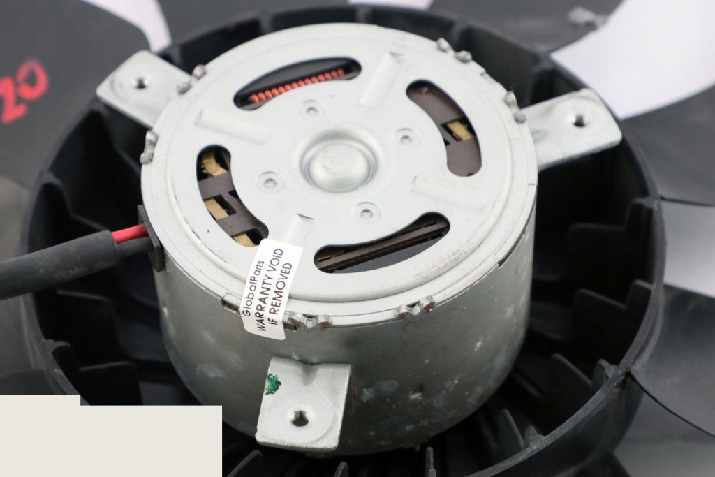 Купити Bmw f20 f21 f30 f31 f31 вентилятор радіатора 300w