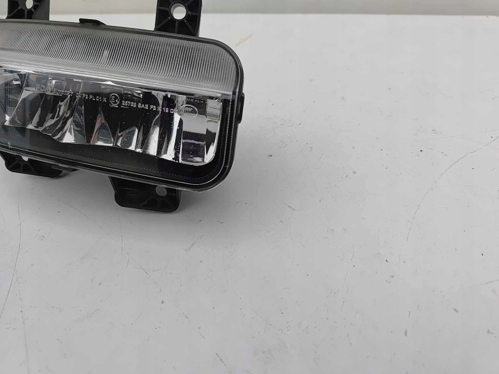 фото №3, Dodge ram 19- протитуманна фара led drl правий 3839