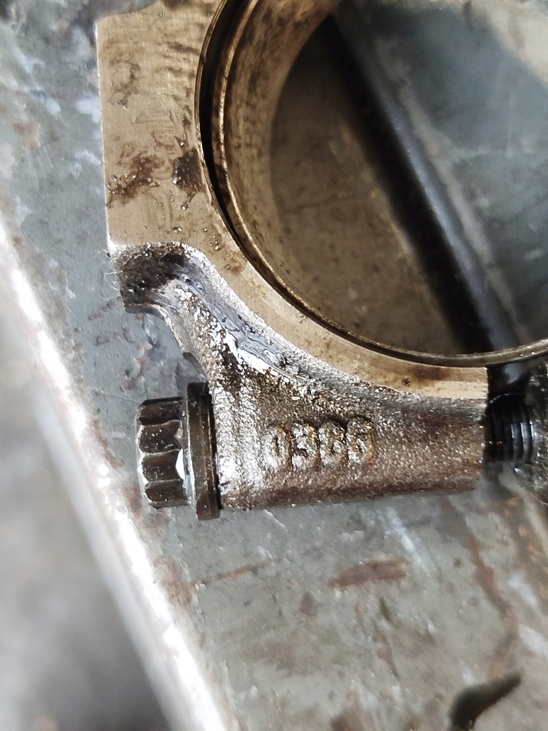 фото №9, Шатун шатуни axr 038g