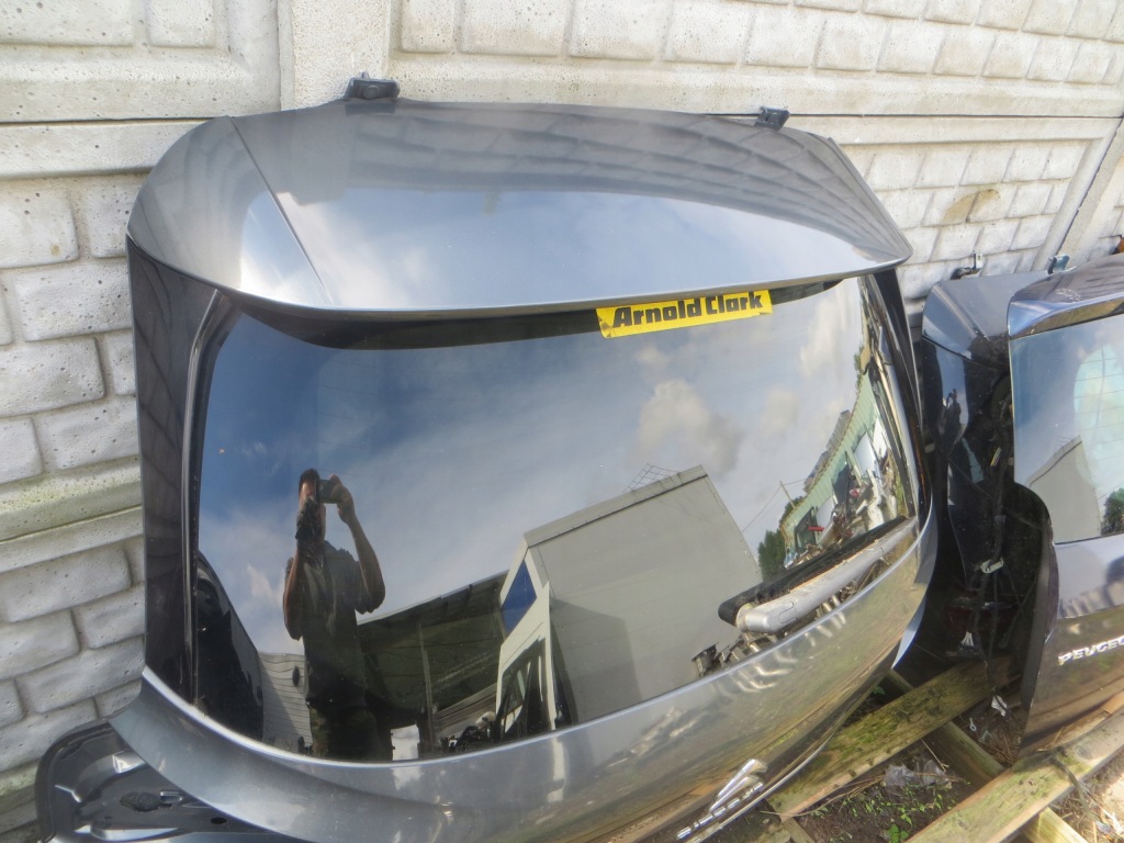 фото №2, Citroen c4 picasso ii крышка багажника задняя ktpd хром камера