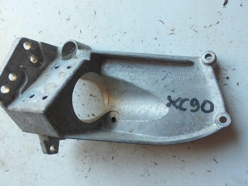 фото №1, Кронштейн коробки volvo xc90 31370633