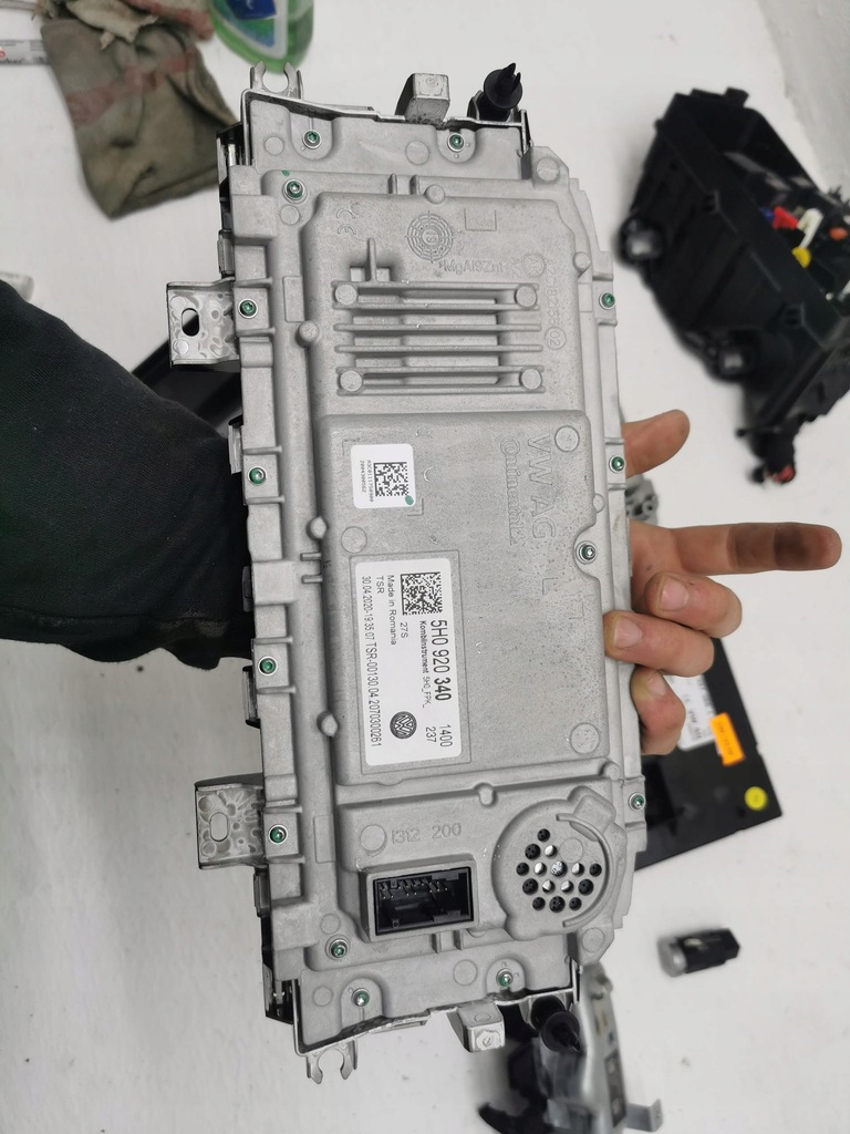 фото №10, Набор стартовый vw golf viii 1.5 tsi 130km 20-24