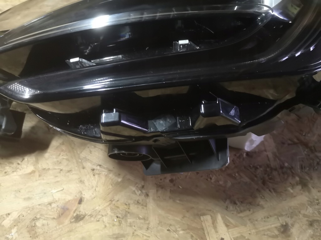 фото №10, Renault megane iv rs лампа левый перед 260606202r