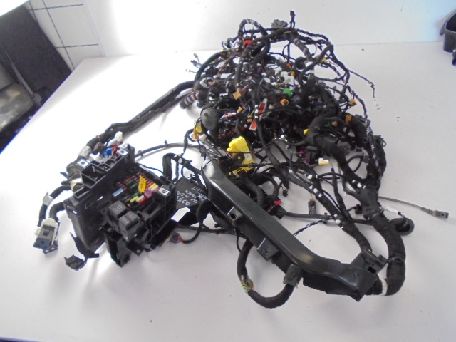 фото №3, Электропроводка приборная панель двигателя audi q3 ii 83a 22 rok
