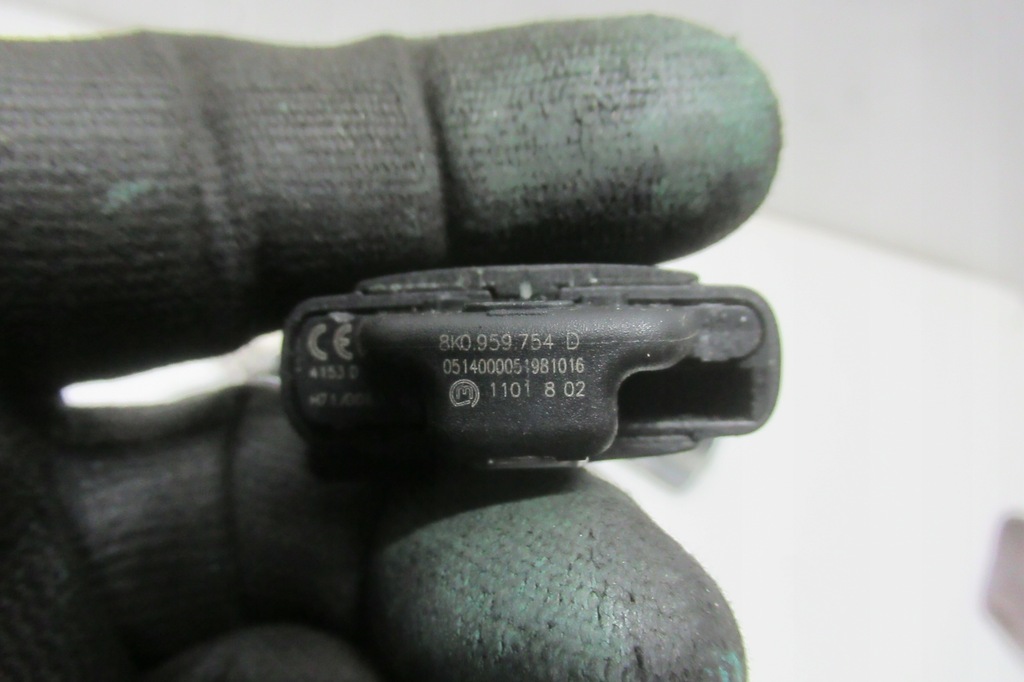 фото №12, Audi a4 b8 kombi 2.0 tdi 14r набор стартовый счетчик блок управления двигателя