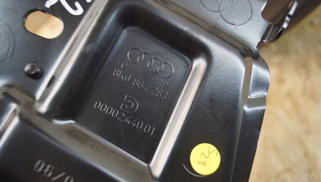 фото №13, Підлокітник audi a4 b8 a5 8t czarna шкіра 8k0864283